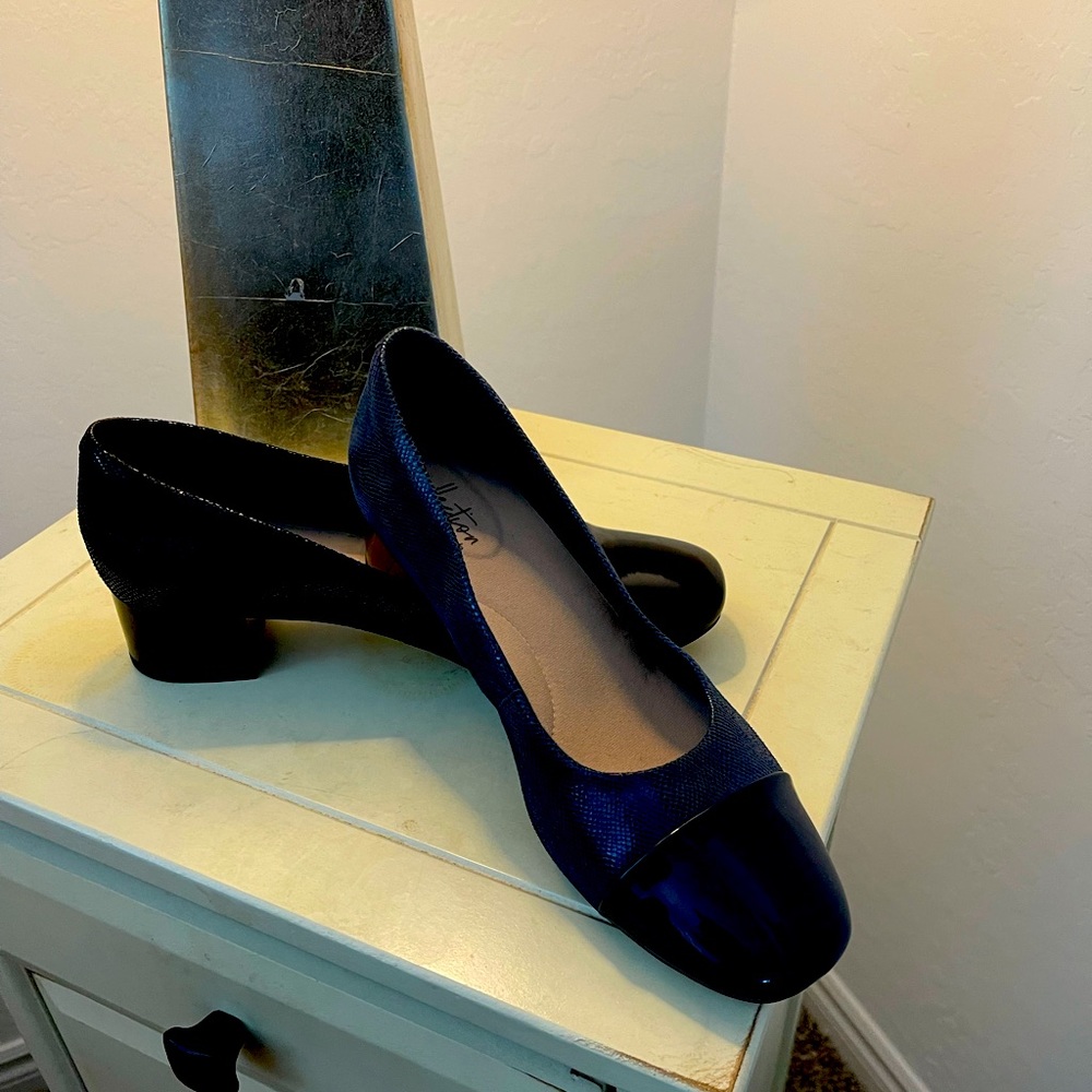 Clark’s Black Chartli Diva Classic Leather Pump